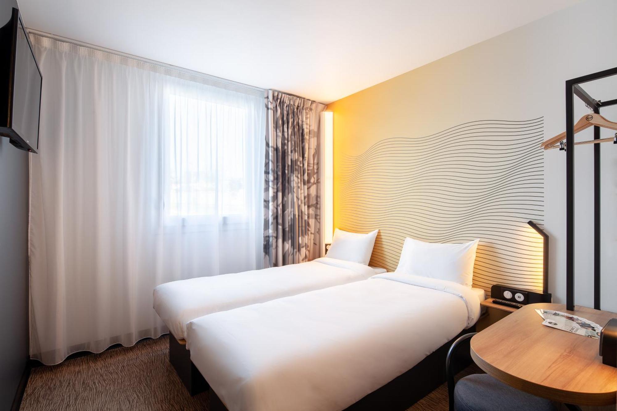 B&B Hotel Igny Palaiseau Экстерьер фото